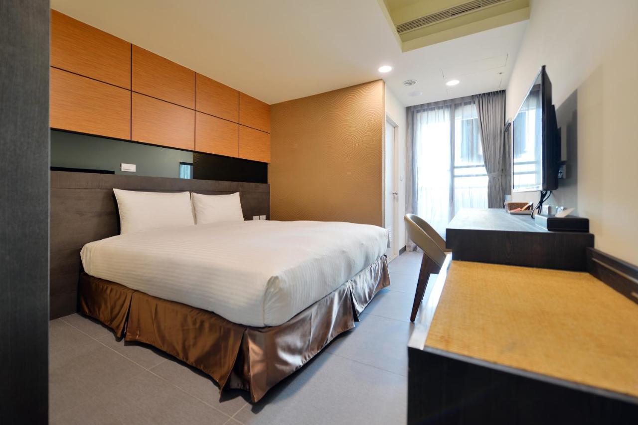 San Juan Easy Stay Inn Tainan Exterior photo